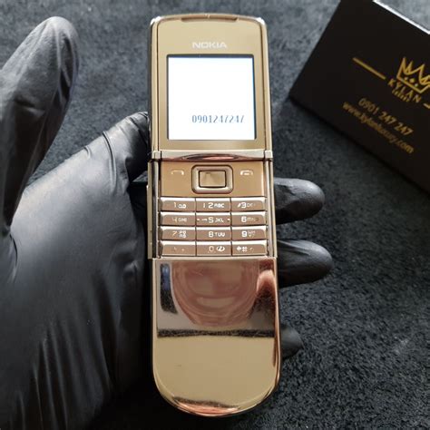 nokia 8800 sirocco gold.